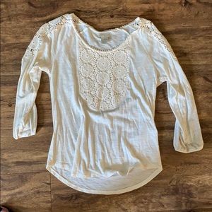 Lucky brand lace cream quarter sleeve tee!